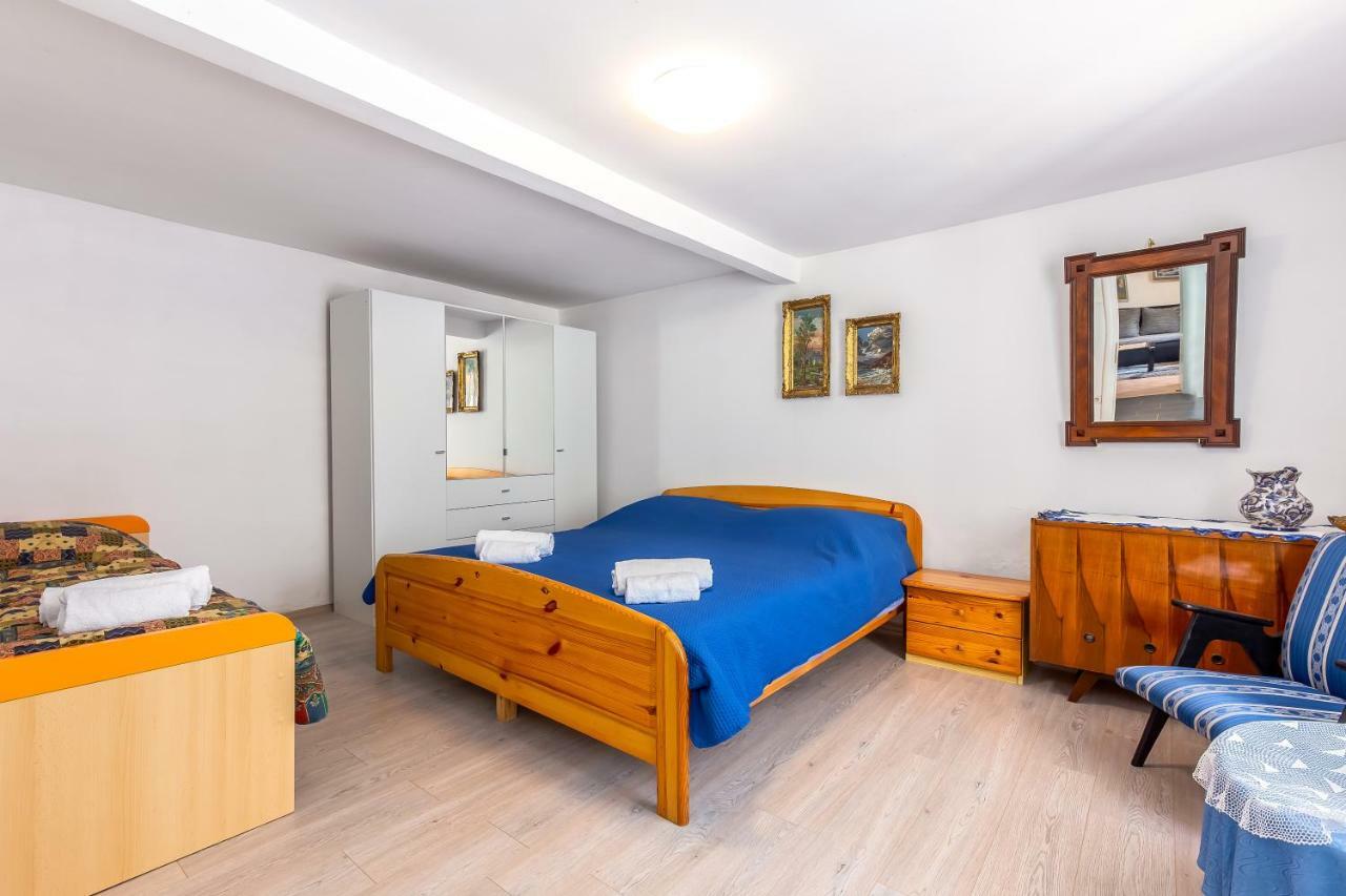 Apartment Lucija バカル エクステリア 写真