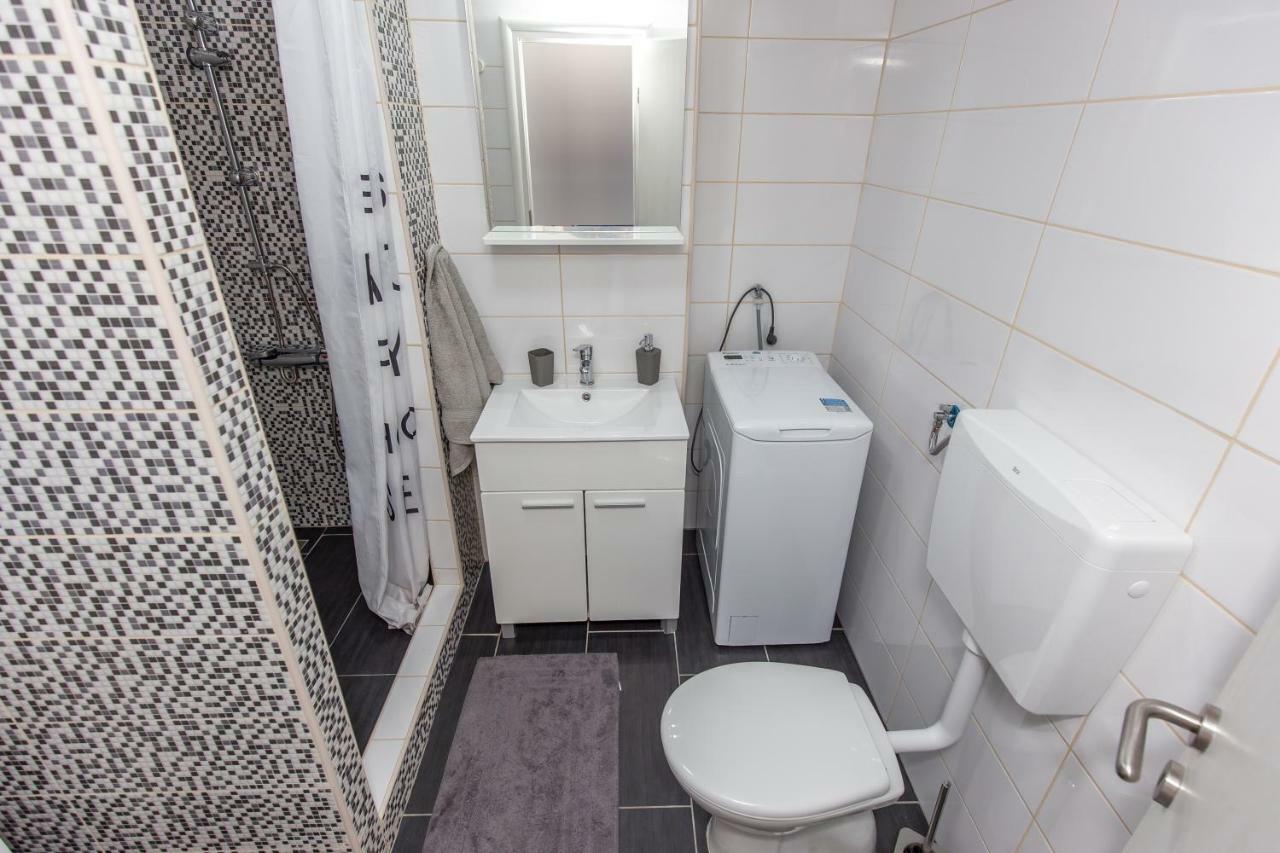 Apartment Lucija バカル エクステリア 写真